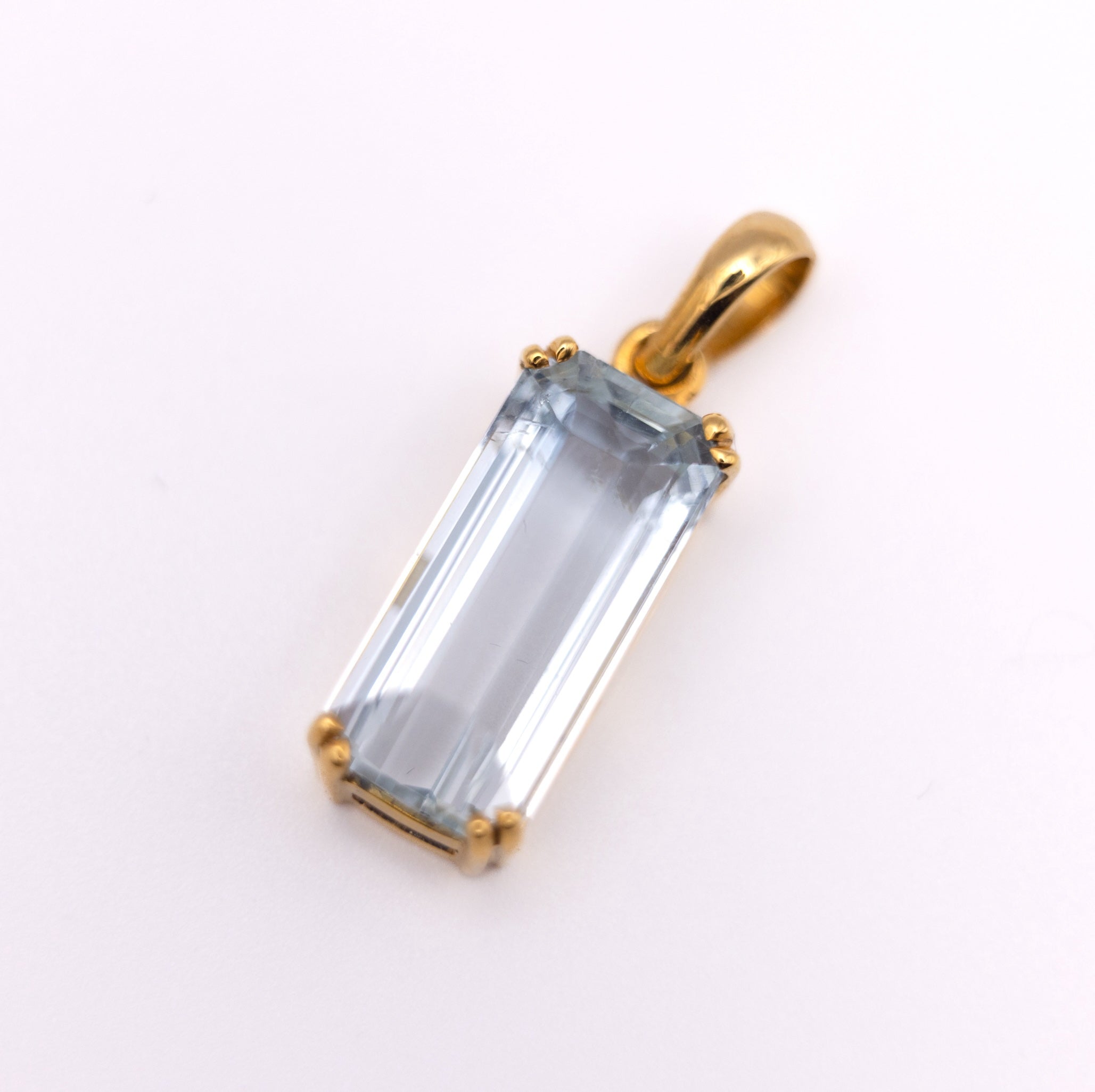 Gelbgold Aquamarin Anhänger